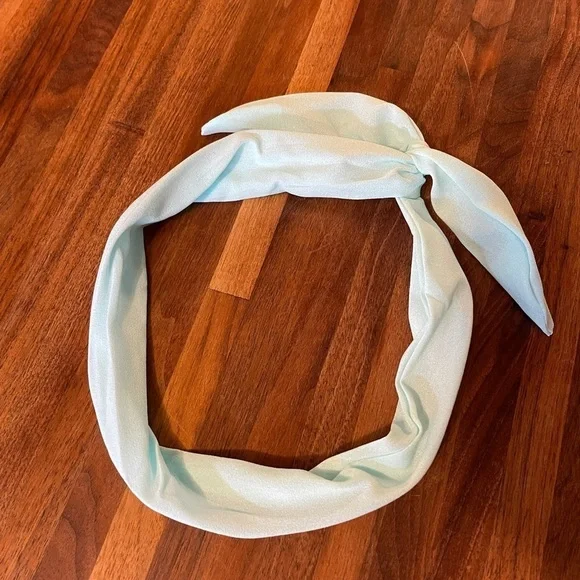 Floral Smocked Tank w/ Metal Headband - BRAND NEW - Picture 4 of 4